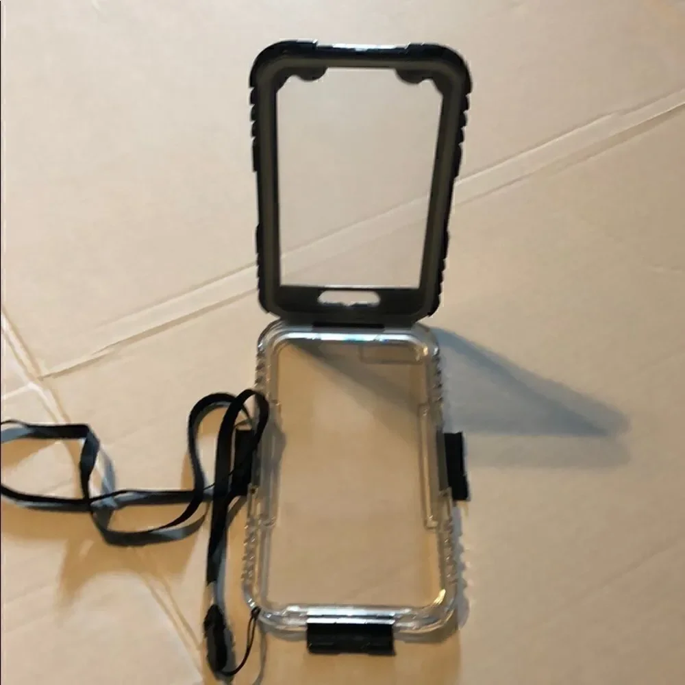 3/$15 or 5/$20 Waterproof phone case (fit an iPhone 6plus)